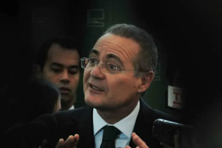 
	Renan Calheiros: a cerim&ocirc;nia de posse dos senadores durou 20 minutos
 (Antonio Cruz/Agência Brasil)