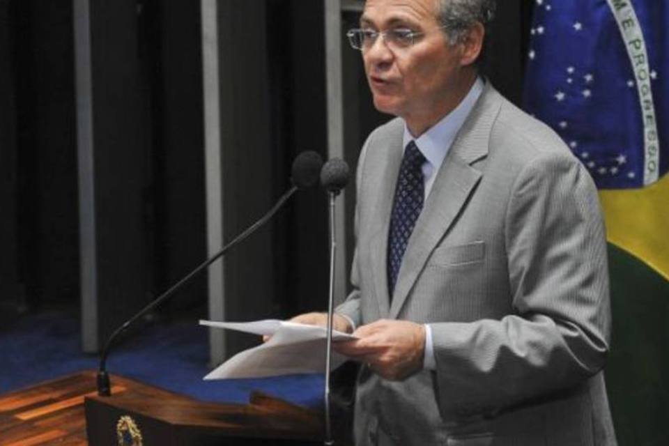 Taques reúne insatisfeitos e enfrentará Calheiros no Senado