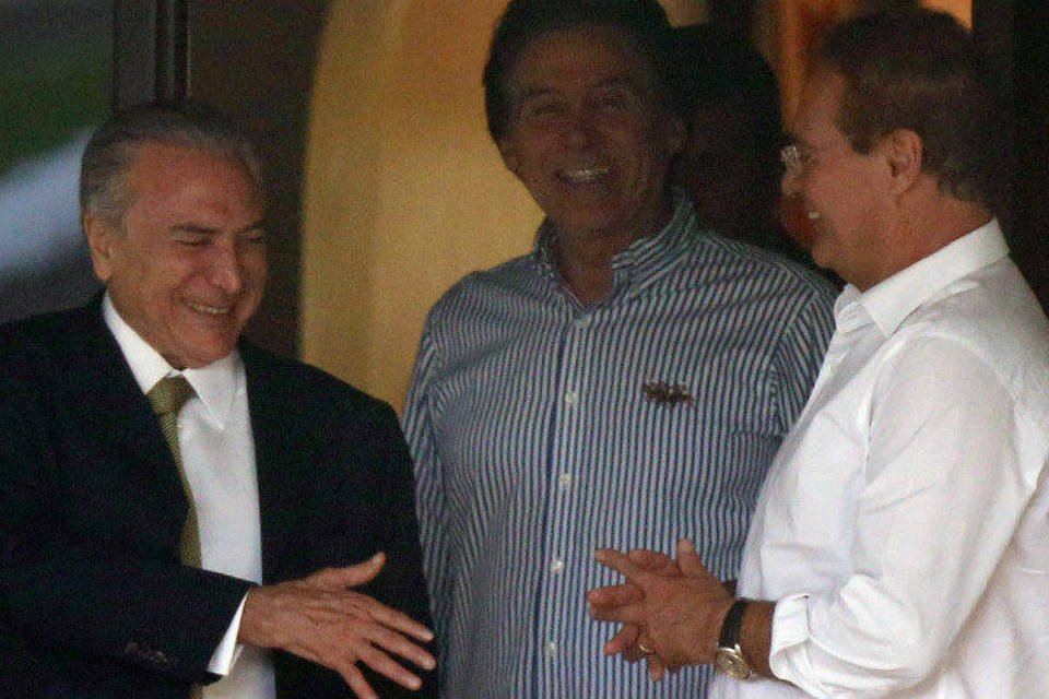 PMDB entregará 7 pastas e 600 cargos no rompimento com Dilma