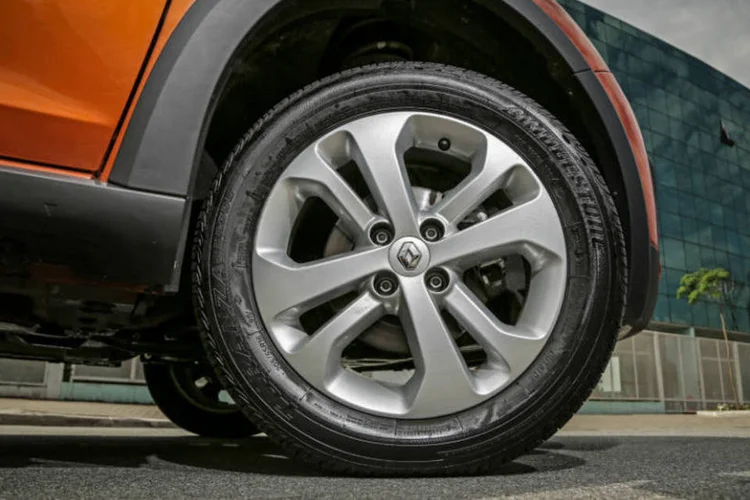 
	Renault: a Renault recuava mais de 2 por cento
 (Divulgação/Renault)