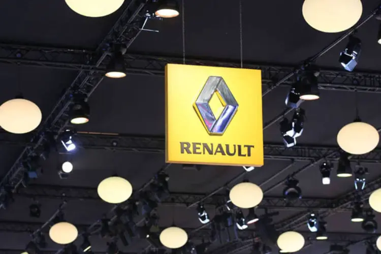 
	Renault: a forte queda na bolsa das a&ccedil;&otilde;es da Renault tamb&eacute;m afetou a segunda maior montadora francesa, a PSA Peugeot Citro&euml;n
 (Andrey Rudakov/Bloomberg)