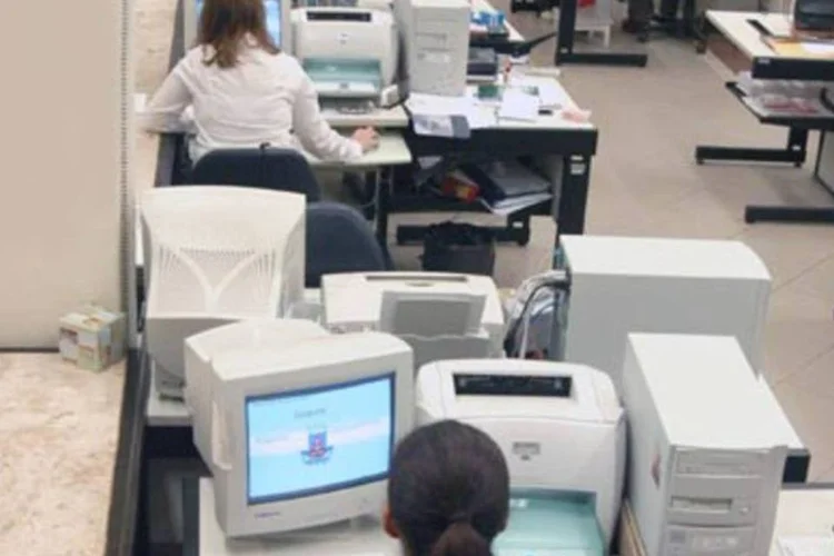 Repartição pública do judiciário: Estado excessivamente empregador perde em competitividade, segundo especialista (.)