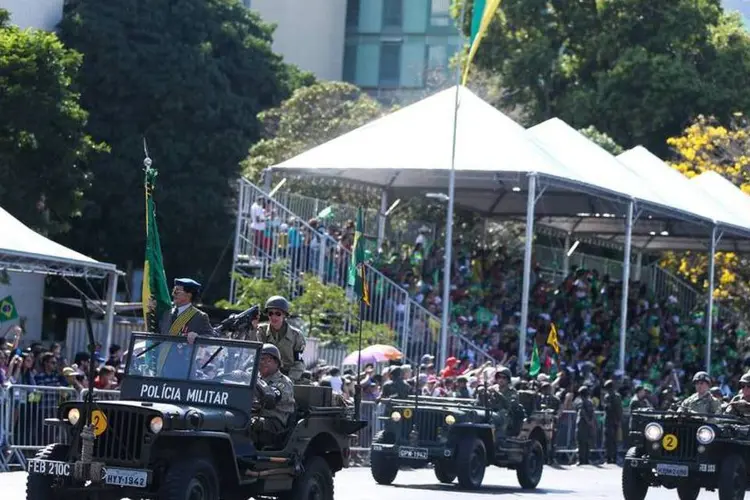 Representantes da Polícia Militar desfilam nas comemorações de 7 de Setembro, na Esplanada dos Ministérios em Brasília  (Marcelo Camargo/Agência Brasil)