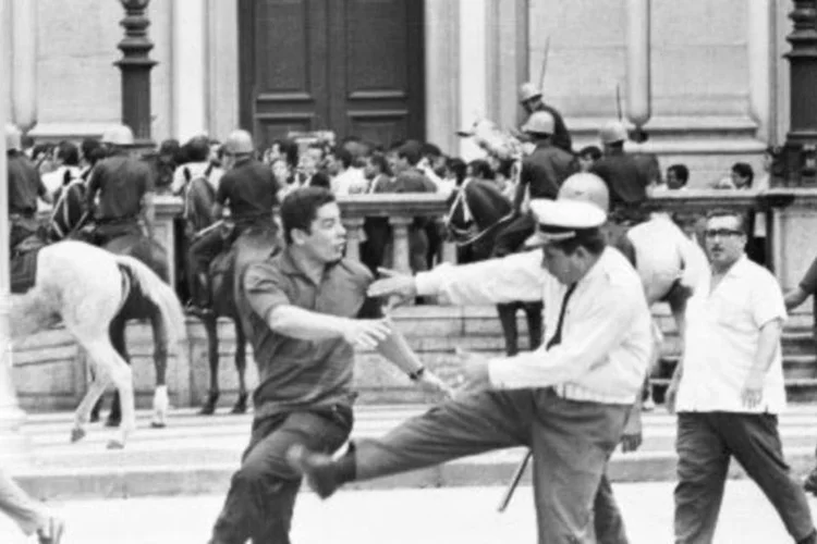 Imagem de arquivo: repressão na Ditadura no Brasil (Reprodução / Site Memorial da Ditadura/Reprodução)