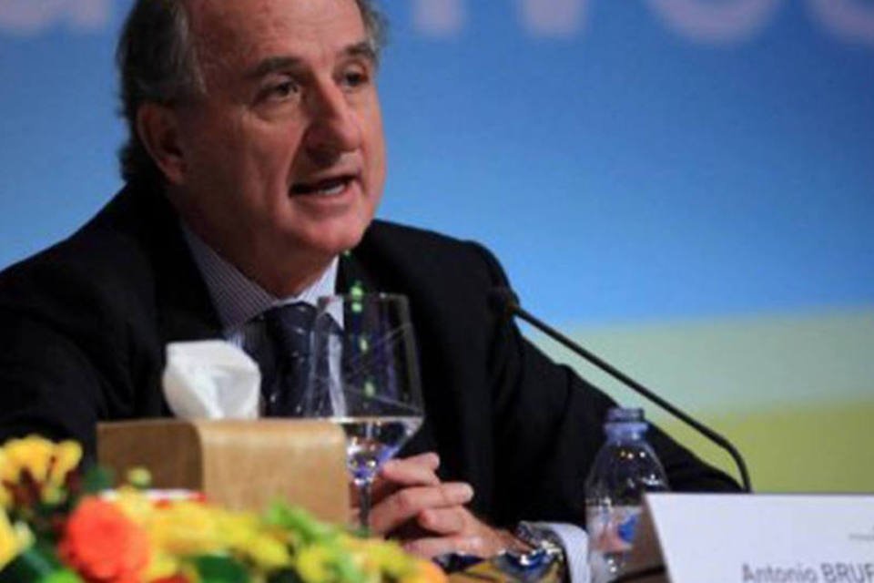 Repsol responde a Argentina sobre o preço da YPF