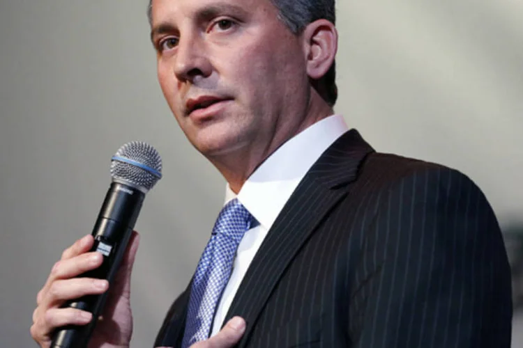 Republicano David Jolly discursa durante um debate com seus rivais na eleição especial no distrito congressional da Flórida, em Clearwater (Brian Blanco/Reuters)