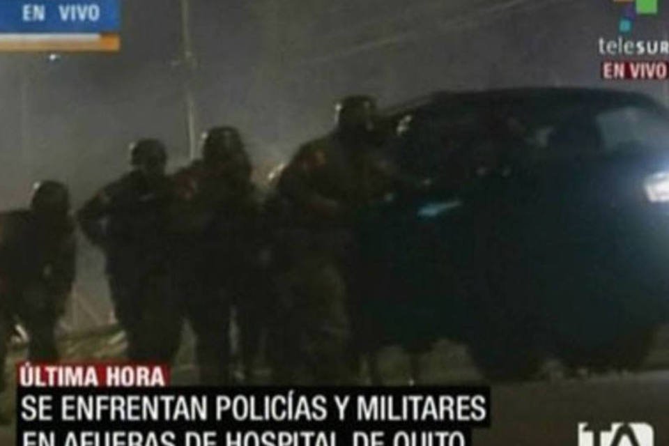 Presidente Correa escapa de hospital em meio a tiroteio