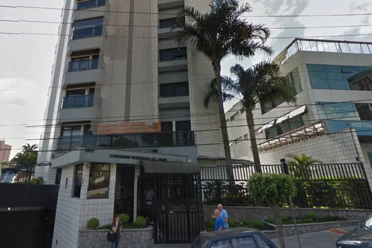 Lula: na segunda-feira, 25, a defesa de Lula entregou recibos ao magistrado que comprovariam o pagamento do aluguel (Google Street View/Reprodução)
