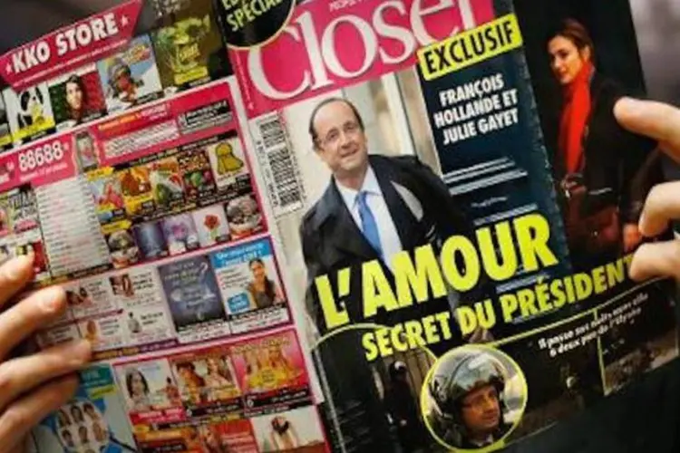 
	Capa da revista Closer, que revelou o caso secreto do presidente frances Fran&ccedil;ois Hollande com Julie Gayet
 (AFP)