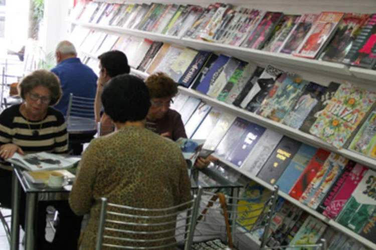 Revistaria em São Paulo: destaque do varejo em julho foi para as vendas de livros, jornais, revistas e papelaria (Silvia Zamboni/Viagem e Turismo)
