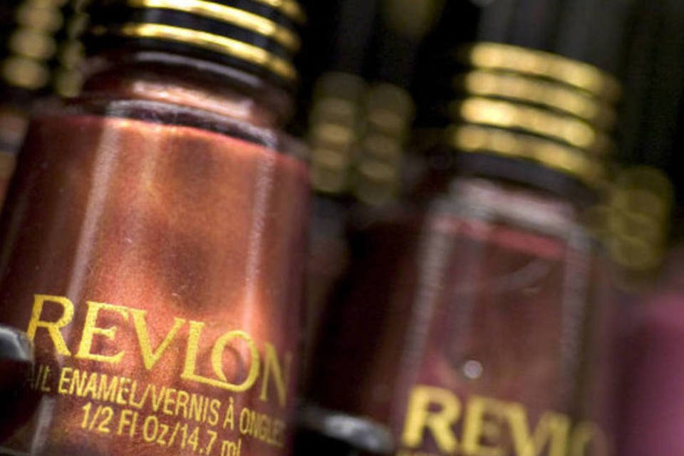 Revlon faz acordo para comprar a Colomer Group