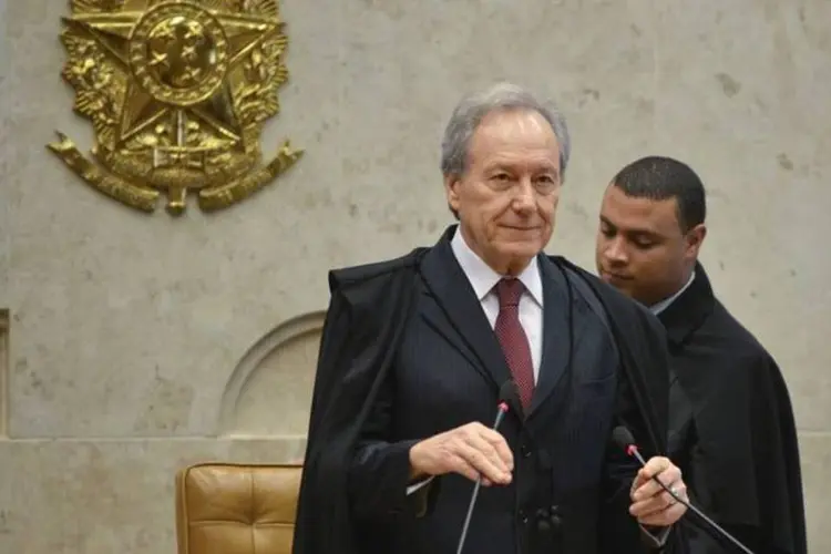 Ricardo Lewandowski: ministro preside sessão que de julgamento dos recursos dos condenados no mensalão (José Cruz/Agência Brasil/Agência Brasil)