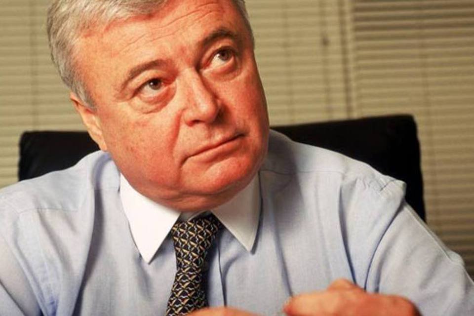 Ricardo Teixeira não vai à CBF um dia após assembleia