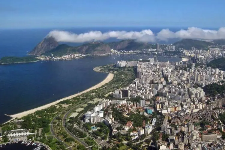 
	Aterro do Flamengo, na zona sul do Rio: &ocirc;nibus tombou, deixando ao menos 20 feridos
 (Wikicommons/ Alicia Nijdam)
