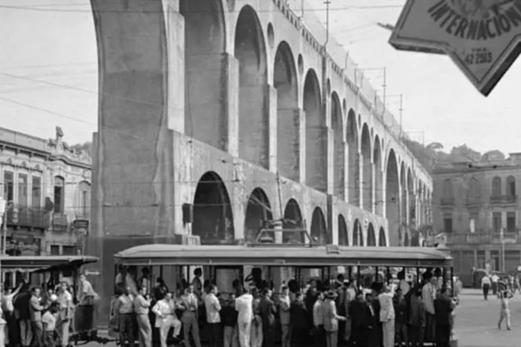 Rio de Janeiro no começo do século 20: a capital educada vivia longe do Brasil profundo (Getty Images)