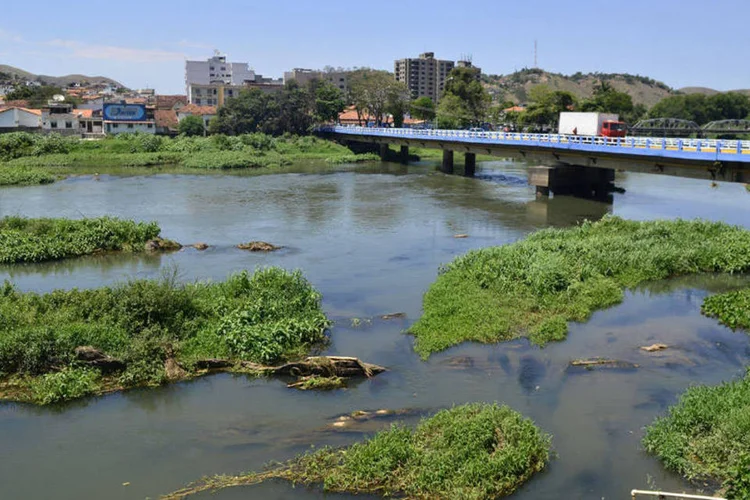 
	Estiagem afeta o rio Para&iacute;ba do Sul na cidade de Barra do Pira&iacute;, no estado do Rio de Janeiro
 (Tomaz Silva/Agência Brasil)