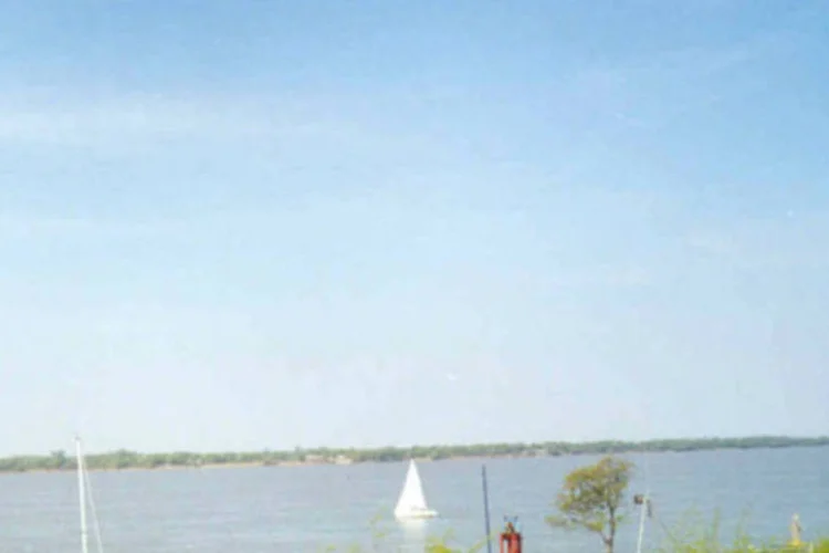 Rio Paraná: o Rio Amambai é tributário da Bacia do Rio Paraná (Wikimedia Commons)