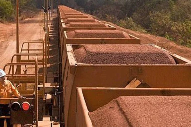 Apesar de uma moderada desaceleração no crescimento econômico do país nos últimos meses, a demanda por minério de ferro continua forte (Copyright © 2010 Rio Tinto)