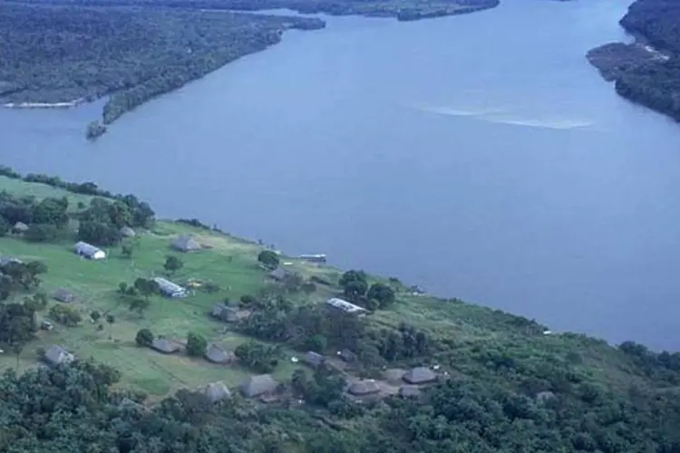 Rio Xingu, onde será erguida a usina de Belo Monte: a Vale estuda entrar no projeto (VEJA)