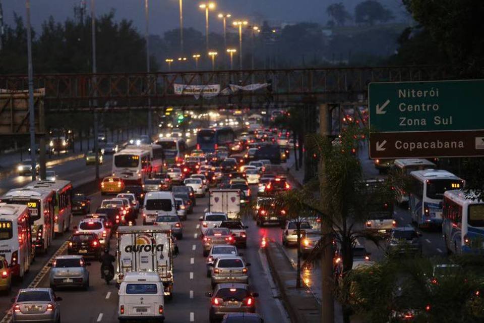 Protesto no centro do Rio deixa trânsito congestionado