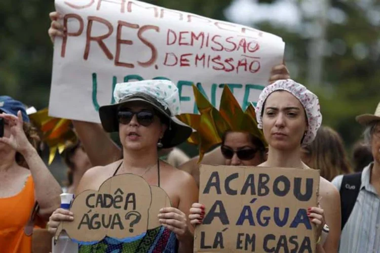 
	Marcha pelo clima no Rio: tamb&eacute;m assumiram esse compromisso capitais como Acra, Am&atilde;, Atenas, Kigali e Paris
 (Reuters)