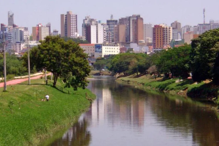 
	Sorocaba: entre os terminais municipais afetados, o principal foi o Santo Ant&ocirc;nio, no centro, por onde passam 60 linhas de &ocirc;nibus
 (Wikimedia Commons)