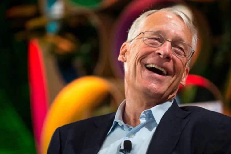 Samuel Robson Walton, filho do fundador do Walmart, é um dos homens mais ricos do mundo (Stuart Isett/Fortune Green/Reprodução)