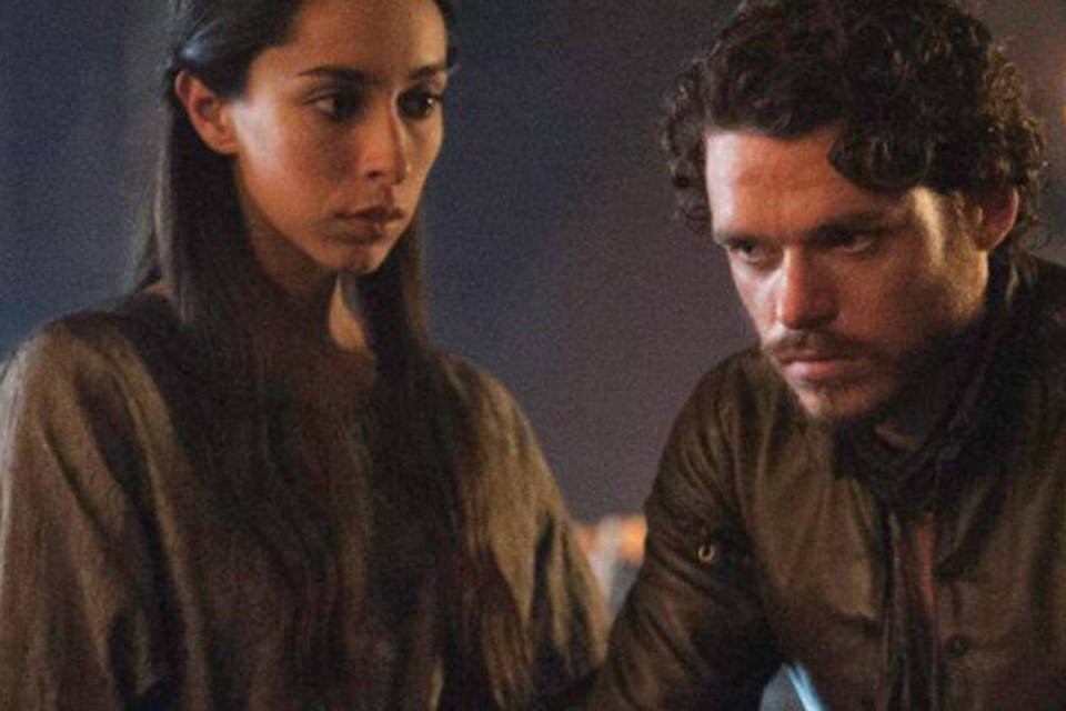 Downloads de "Games of Thrones" encostam na audiência da TV