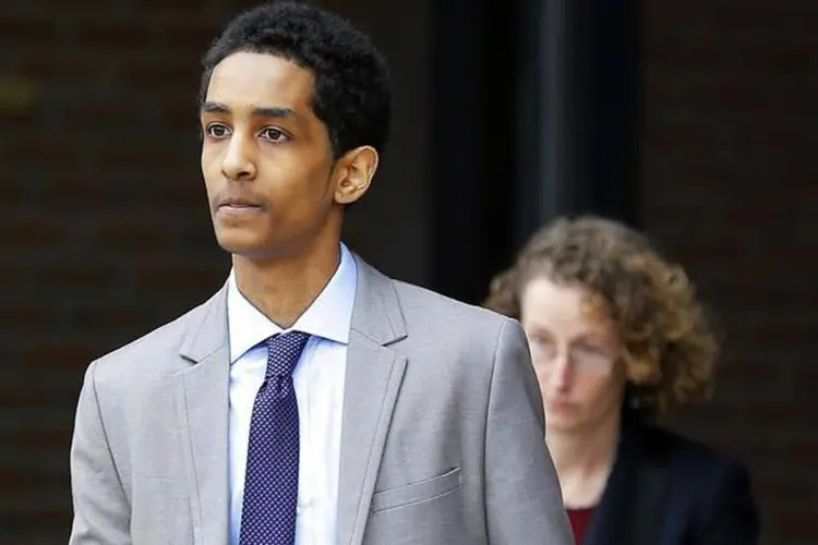 Robel Phillipos: ele assinou uma confissão por escrito admitindo que esteve no quarto de Tsarnaev, após um interrogatório do FBI (Brian Snyder/Reuters)