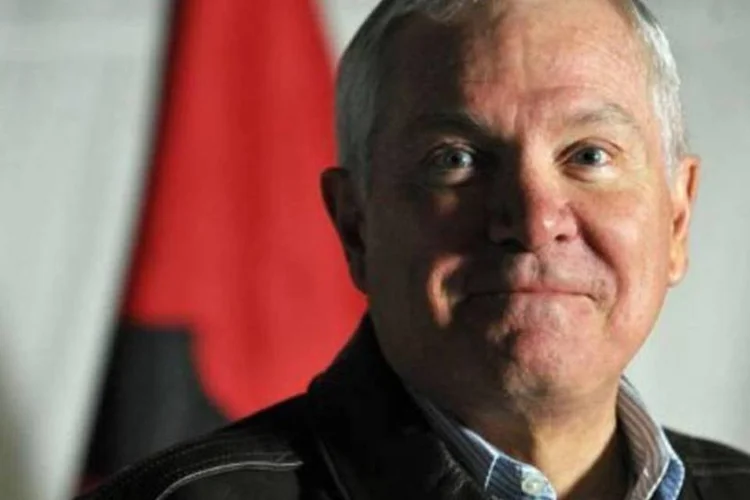 Robert Gates: apesar de sair do Afeganistão, EUA vão continuar a combater os talibãs (Mandel Ngan/AFP)