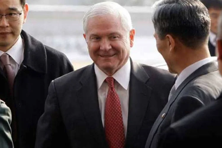 Robert Gates, secretário de Defesa dos Estados Unidos, em vista à Ásia (Chung Sung-Jun/Getty Images)