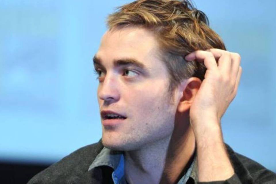 Robert Pattinson, astro de "Crepúsculo", grava álbum em segredo