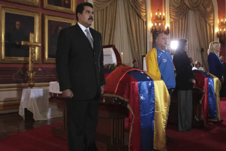 Maduro em cerimônia: segundo a imprensa, o assassinato está relacionado a roubo que ocorreu após uma briga com seus guarda-costas (Miraflores Palace/Reuters)