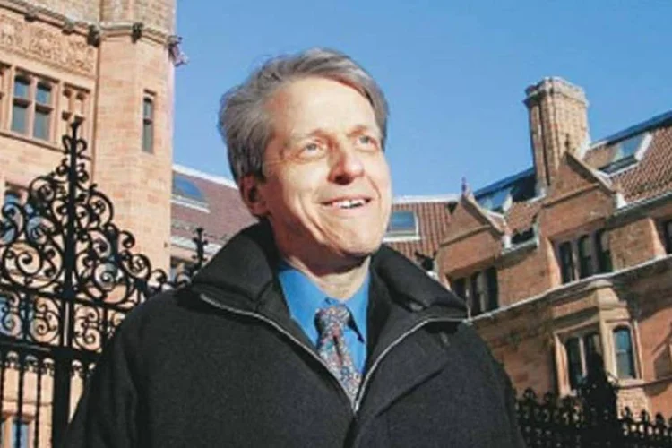 Shiller: "Ainda há muitas instituições tentando maquiar a realidade"