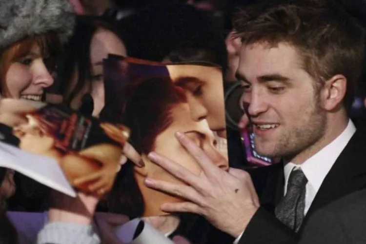 Pattinson disse que gostou de trabalhar com Cronenberg embora tenha ficado nervoso na apresentação de um filme que não consegue explicar bem (Getty Images)