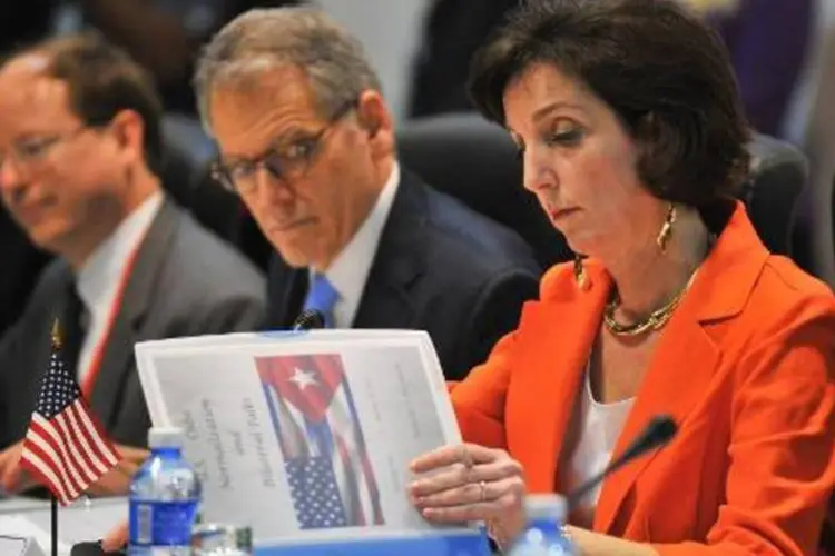 A diplomata americana Roberta S. Jacobson, chefe da delegação de Washington, durante a segunda sessão de negociações com Cuba (Yamil Lage/AFP)