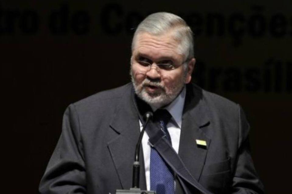Gurgel diz respeitar decisão do presidente do STF