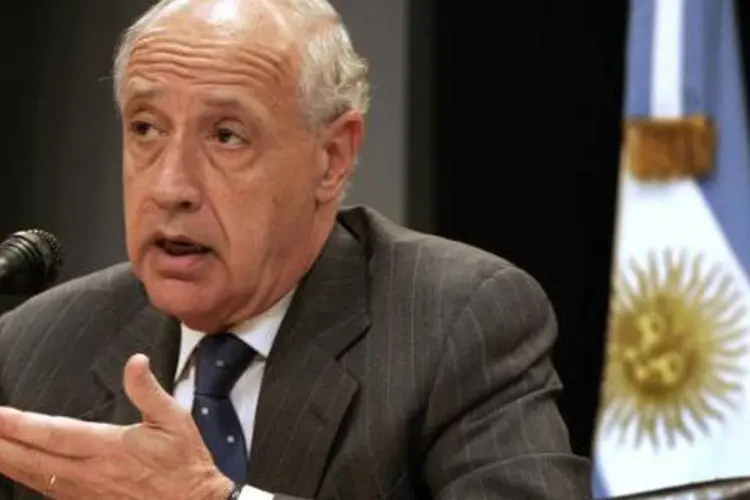O ex-ministro da Economia argentino Roberto Lavagna afirmou que Argentina vive situação única no mundo (Daniel Garcia/AFP)
