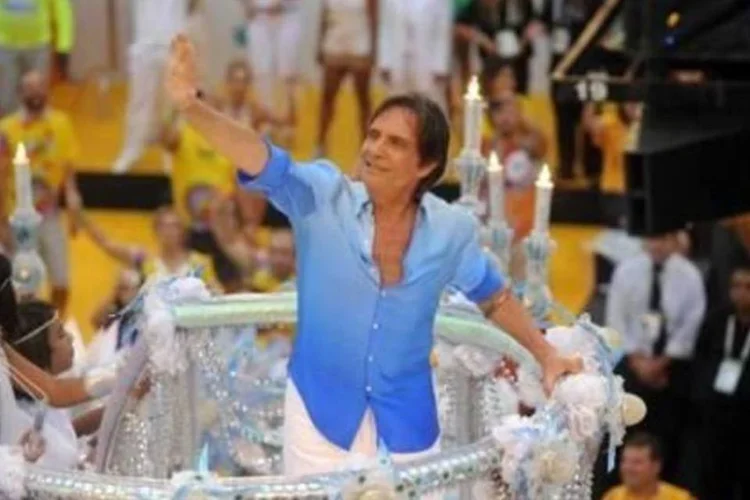Roberto Carlos: garoto-propaganda da Nestlé foi a estrela do desfile da Beija-Flor (Divulgação/Beija-Flor/Divulgação)