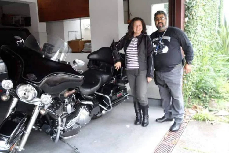 
	Roberval Andrade Nucci e sua mulher:
 (Reprodução/Facebook)