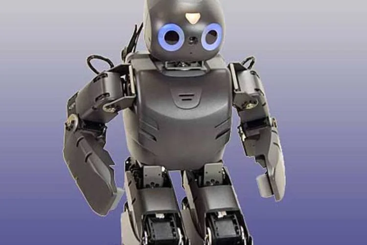 O Darwin-OP, da Trossen Robotics, é um pequeno robô humanoide voltado para uso em pesquisas, ensino e testes de software (Reprodução)