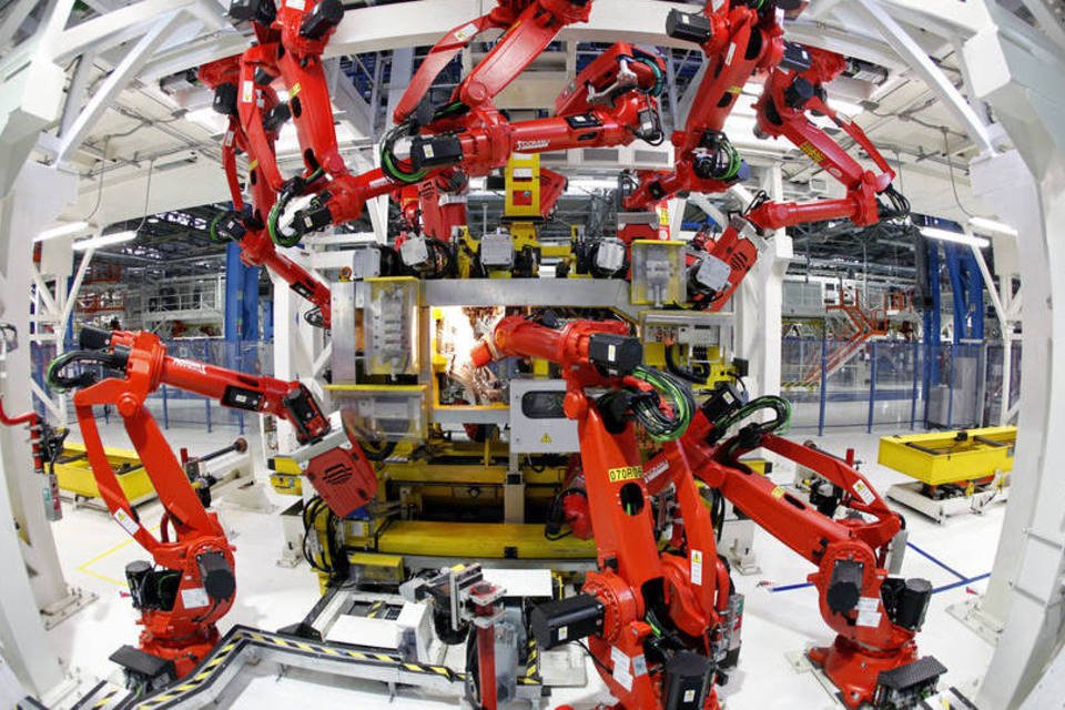 Indústria do futuro terá integração entre humanos e robôs