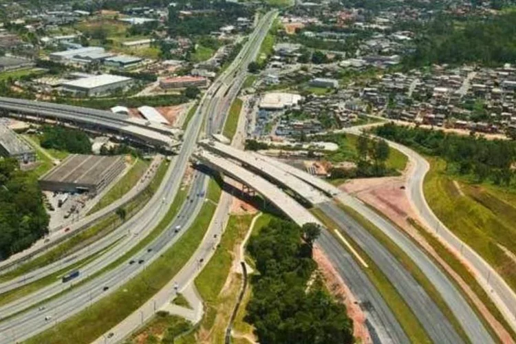 
	Trecho Sul do Rodoanel: no m&ecirc;s seguinte &agrave; entrega, houve piora de 10% no tr&acirc;nsito da capital
 (Mário Rodrigues/Veja SP)
