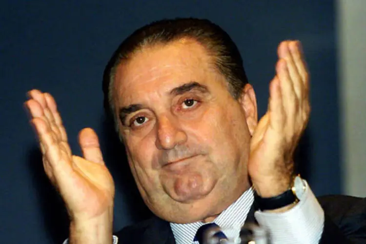 
	Ex-ministro de Minas e Energia, Rodolpho Tourinho, em 2000
 (ALAN MARQUES)
