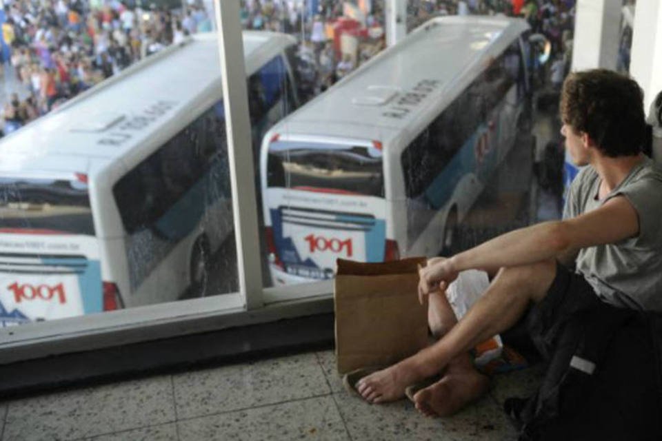 Ônibus é o meio preferido pelos brasileiros para viajar