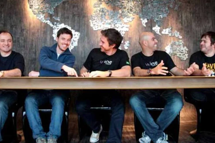 Rodrigo Sztelzer, Pedro Meneghetti, Anselmo Endlich, Rogerio Salume e Rafael Borges, sócios da Wine e Have a Nice Beer (Rafaella Reis)