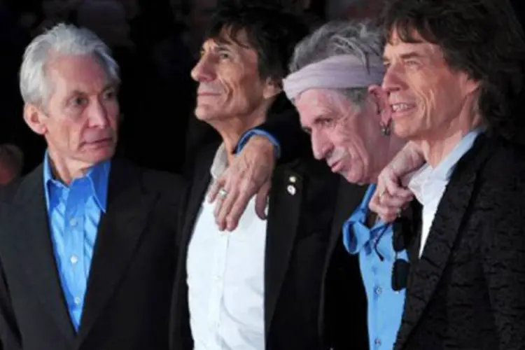 
	Os Rolling Stones: n&atilde;o se sabe se as participa&ccedil;&otilde;es especiais, que acontecer&atilde;o em Londres, ser&atilde;o mantidas nos dois outros shows que os Stones far&atilde;o em Nova York
 (©AFP / Carl Court)