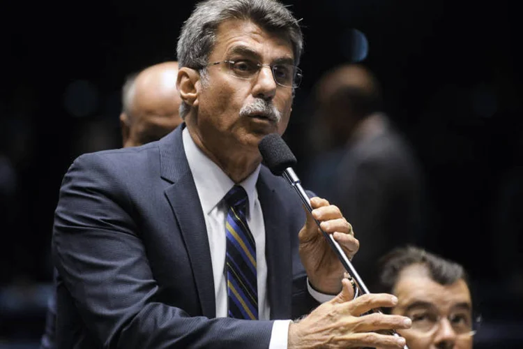 
	Senador Romero Juc&aacute; (PMDB-RR): o pedido contra K&aacute;tia Abreu foi apresentado pelo diret&oacute;rio do PMDB baiano, e o de Celso Pansera, pelas dire&ccedil;&otilde;es regionais do Acre, Santa Catarina e Esp&iacute;rito Santo
 (Moreira Mariz/Agência Senado)
