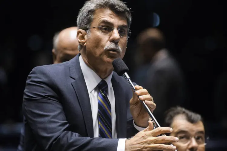 Romero Jucá: ele garantiu que o Senado não foi abalado pela saída de Geddel Vieira Lima da Secretaria de Governo (Moreira Mariz/Agência Senado)