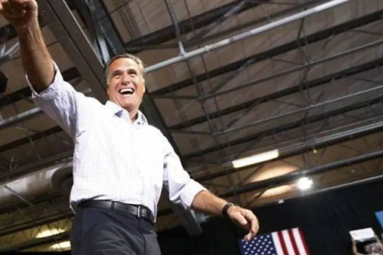 
	Mitt Romney: candidato republicano &agrave; Presid&ecirc;ncia ganha apoio e empata com Barack Obama em pesquisa de inten&ccedil;&atilde;o de voto
 (Jim Young/Reuters)